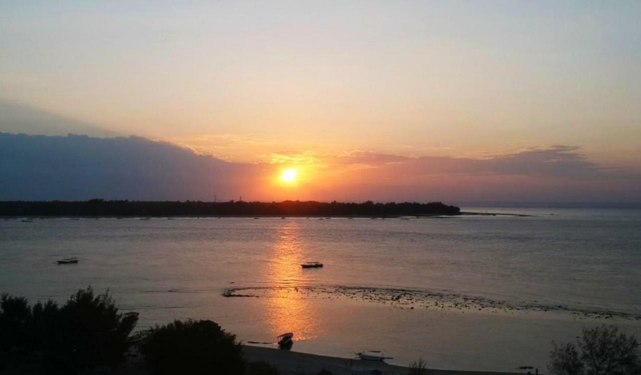 Sunset Beach Bungalow Gili Meno Ngoại thất bức ảnh