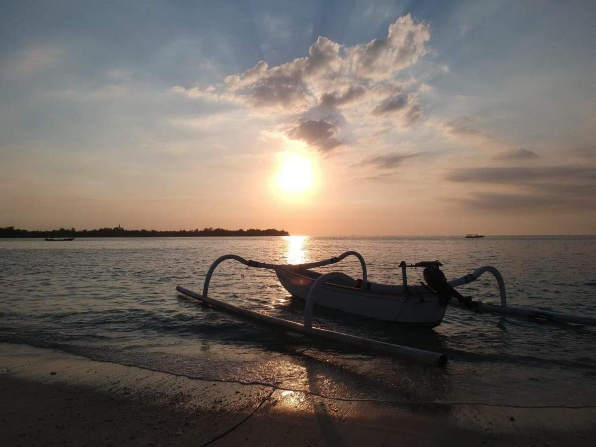 Sunset Beach Bungalow Gili Meno Ngoại thất bức ảnh